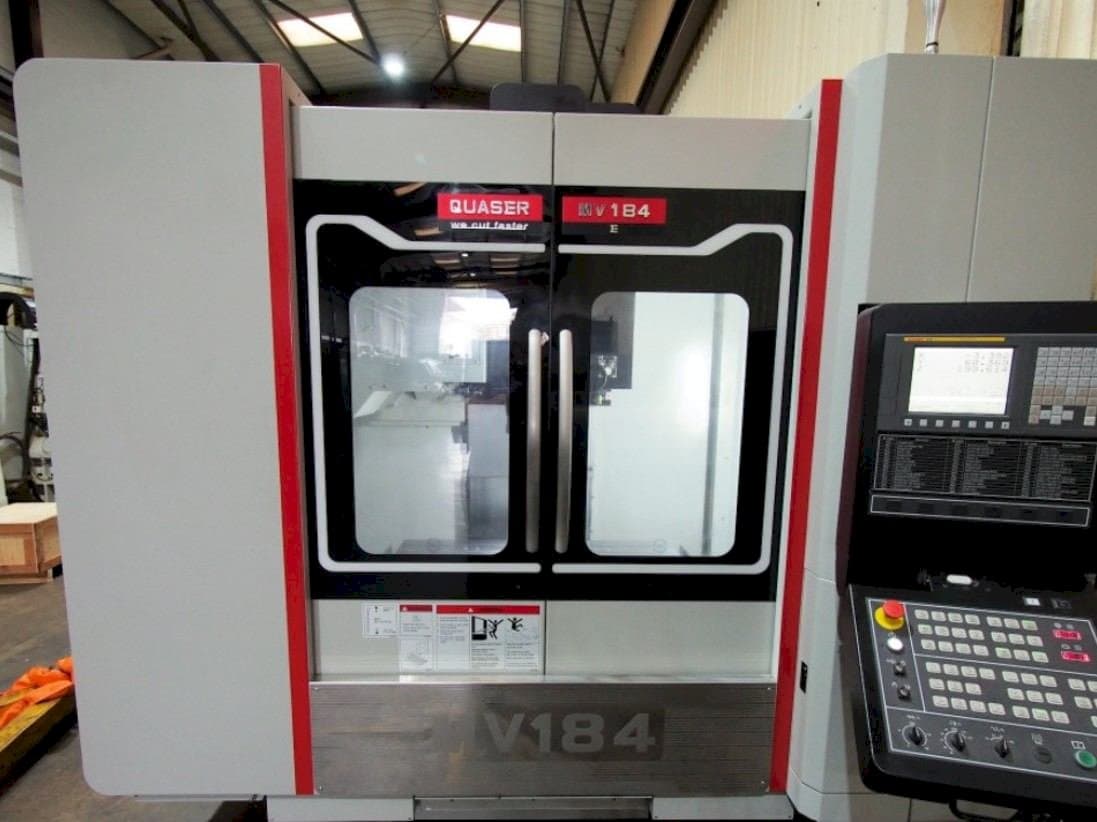 Čelní pohled  na Quaser MV184E  stroj