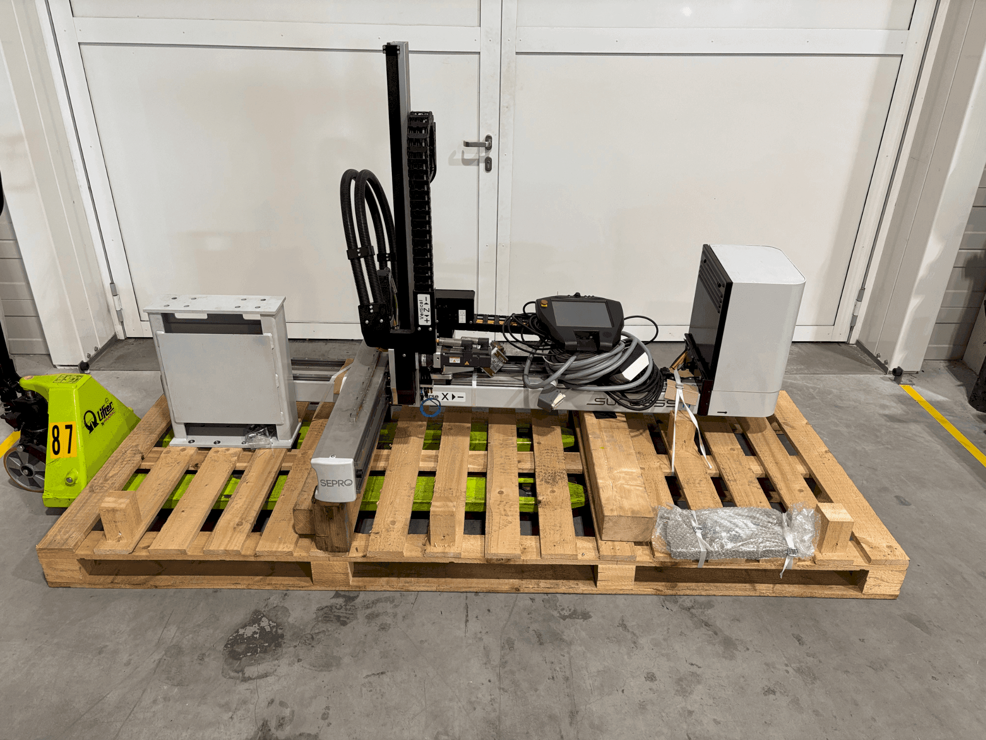 Čelní pohled na Sepro Success 11 stroj