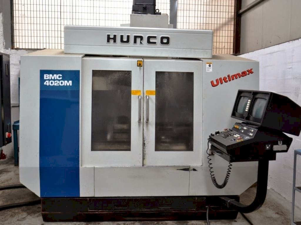 Čelní pohled na Hurco BMC4020M stroj