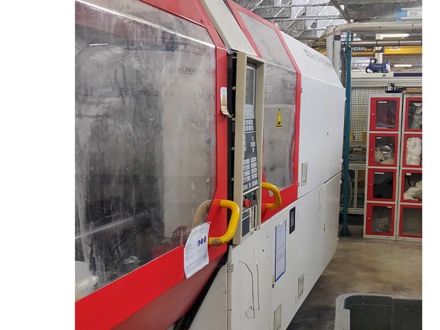 Čelní pohled na DEMAG Ergotech 330-1450 system stroj