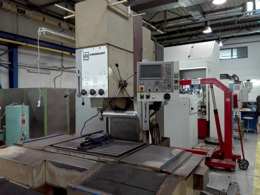 Čelní pohled na WMW Mikromat BKoE 630x1000 CNC stroj