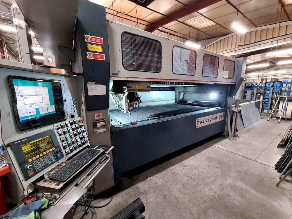 Čelní pohled na Salvagnini VL1 stroj