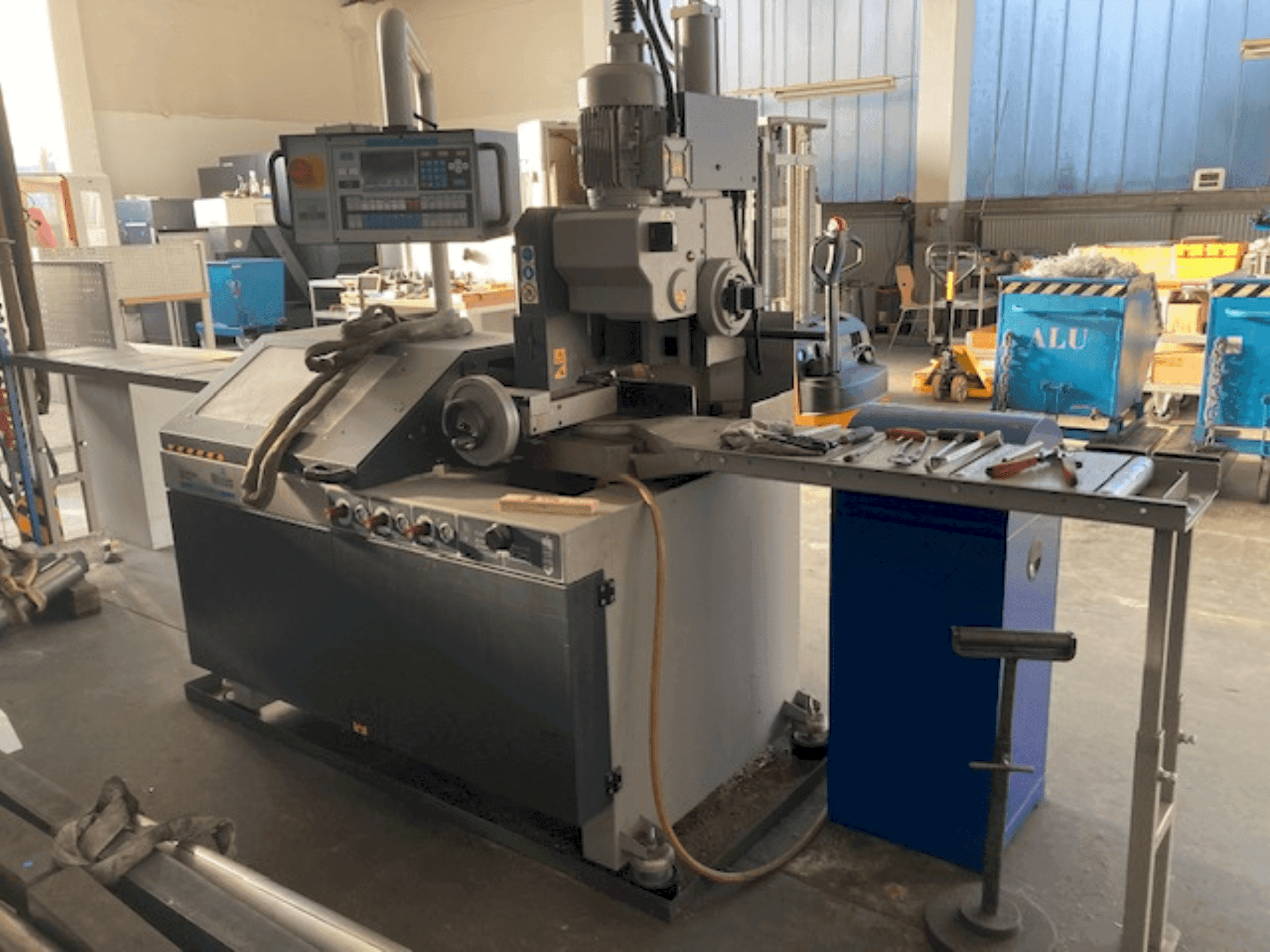 Čelní pohled  na BERG & SCHMID VKS 370 VA  stroj