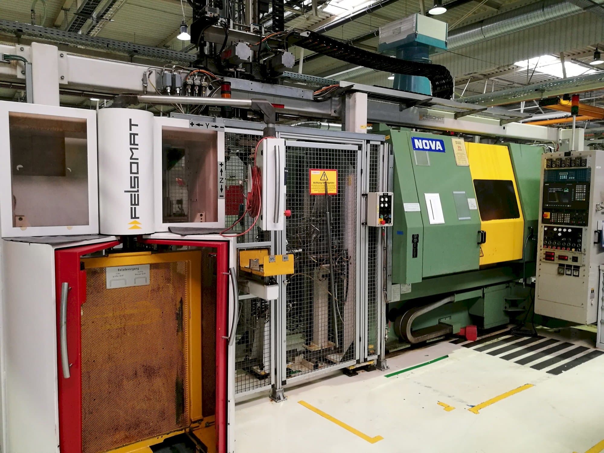 Čelní pohled na NOVA M12-T4N stroj