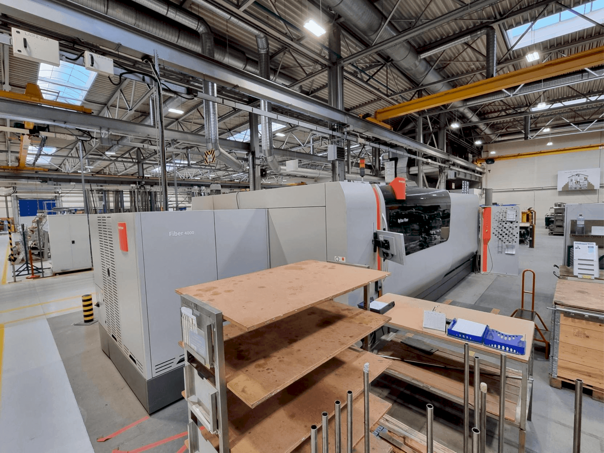 Čelní pohled na Bystronic ByStar Fiber 4020 (2017) stroj