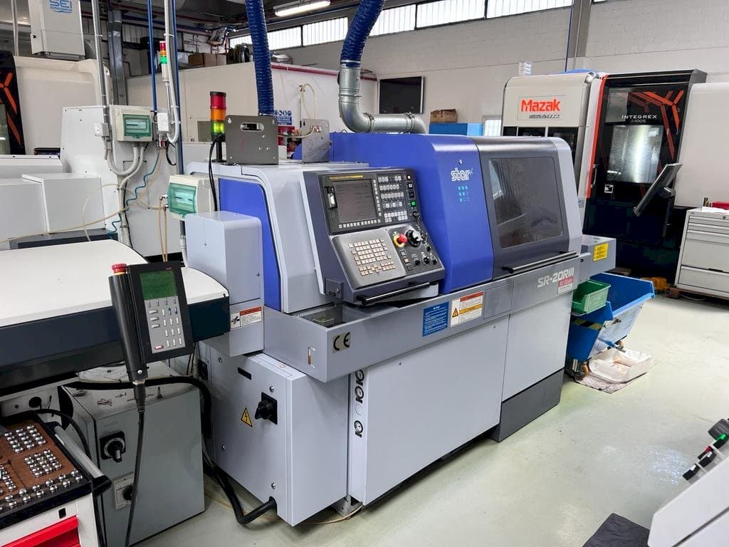 Čelní pohled na Star SR-20RIII stroj