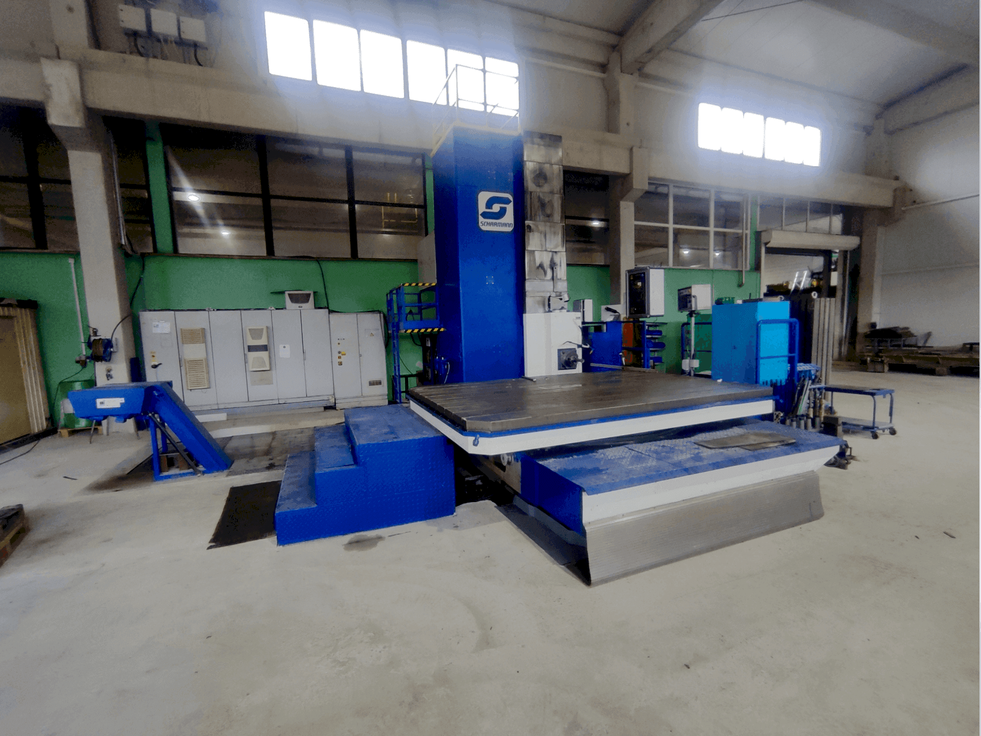 Čelní pohled  na DÖRRIES SCHARMANN Heavycut 1.1  stroj