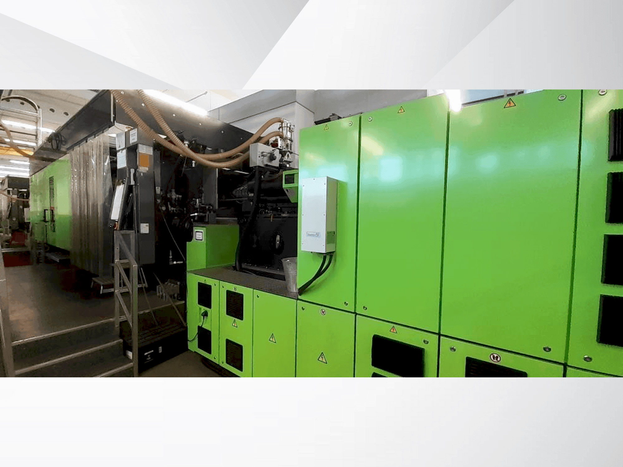 Čelní pohled  na Engel Duo 740 H / 740 M / 500 WPX combi M  stroj