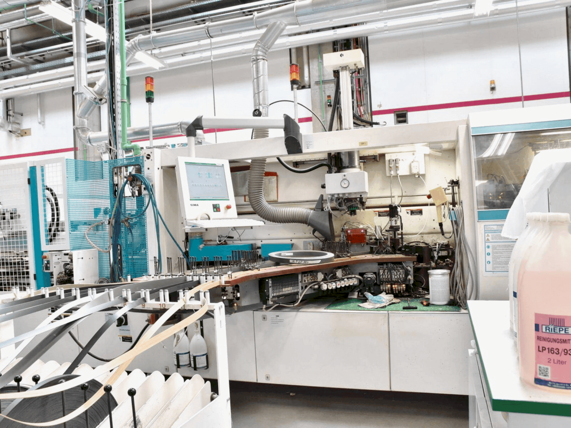 Čelní pohled  na IMA NOVIMAT I G80 540 R3  stroj