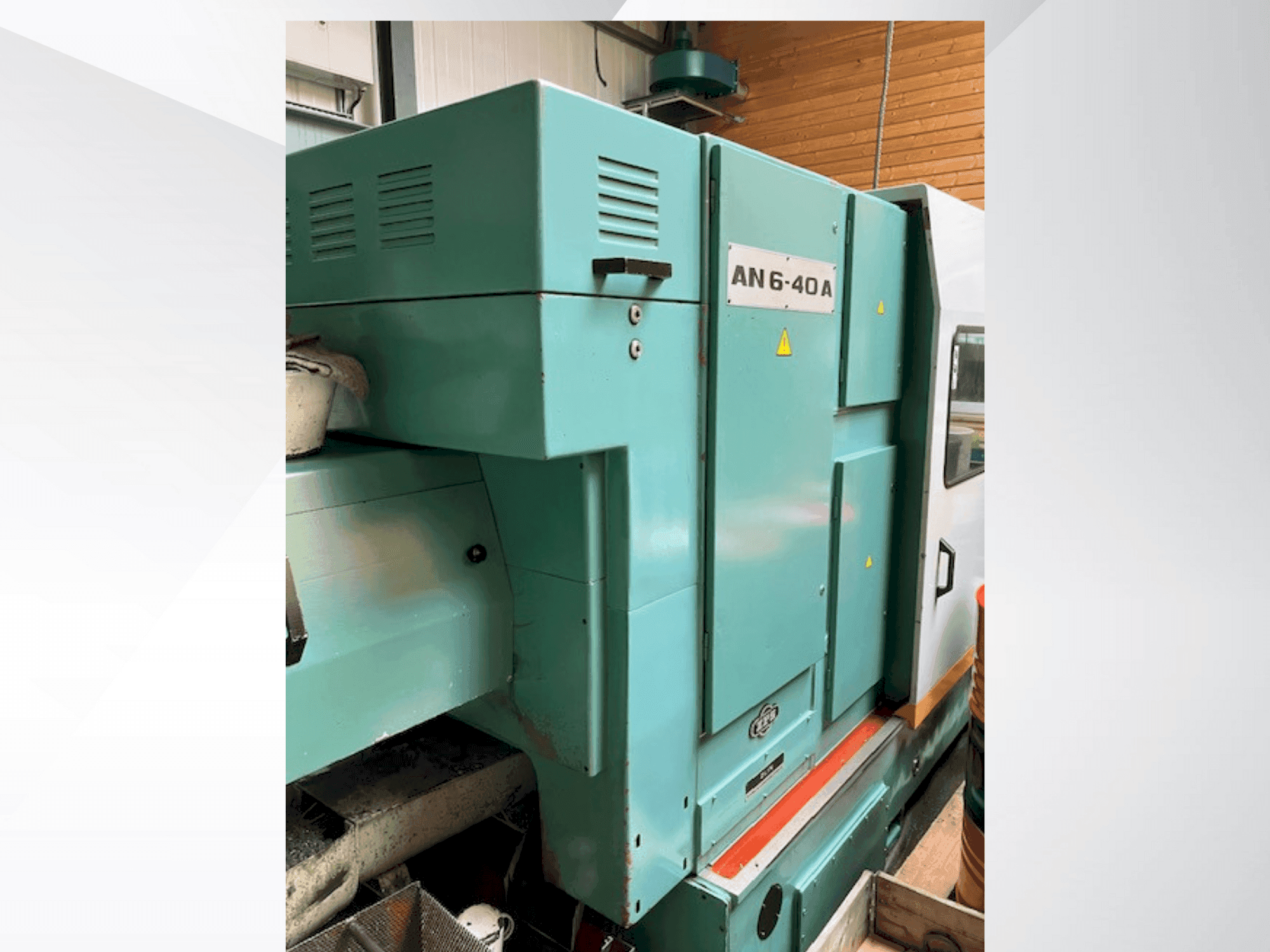 Čelní pohled na ZPS AN6-40 A stroj