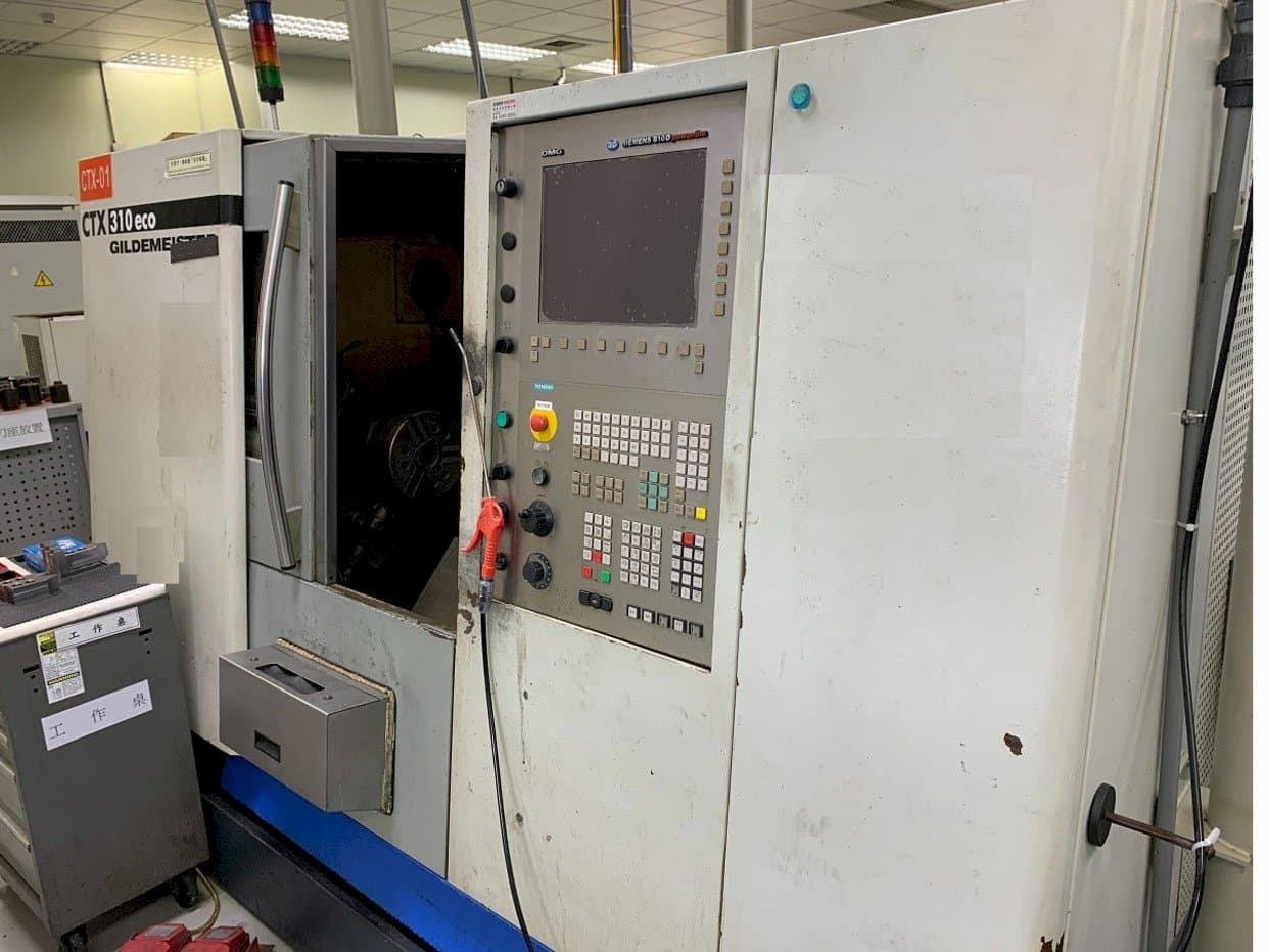 Čelní pohled na Gildemeister CTX 310V1 eco stroj