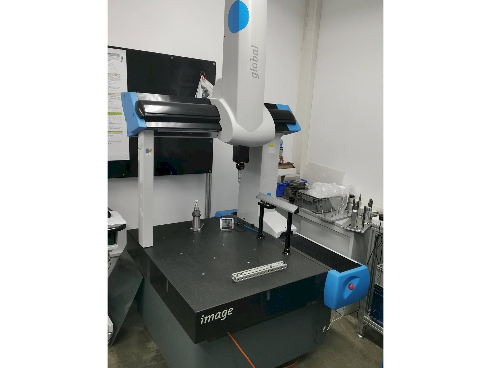 Čelní pohled  na DEA GLOBAL I/070505  stroj