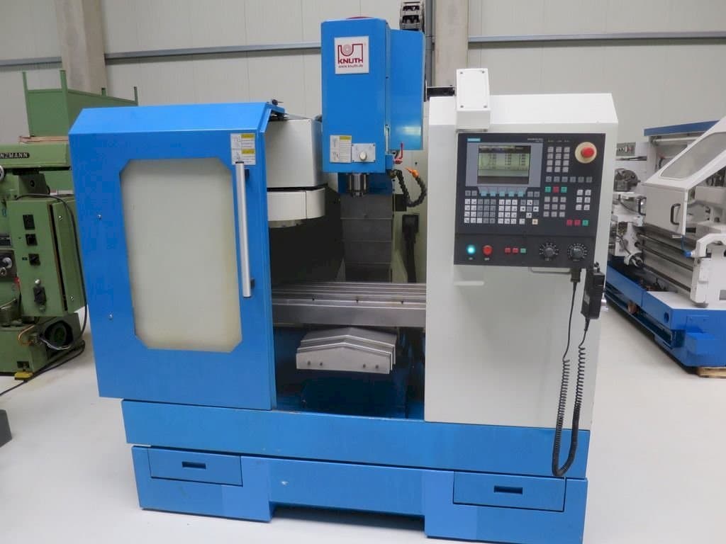 Čelní pohled na KNUTH EcoMill 350 stroj