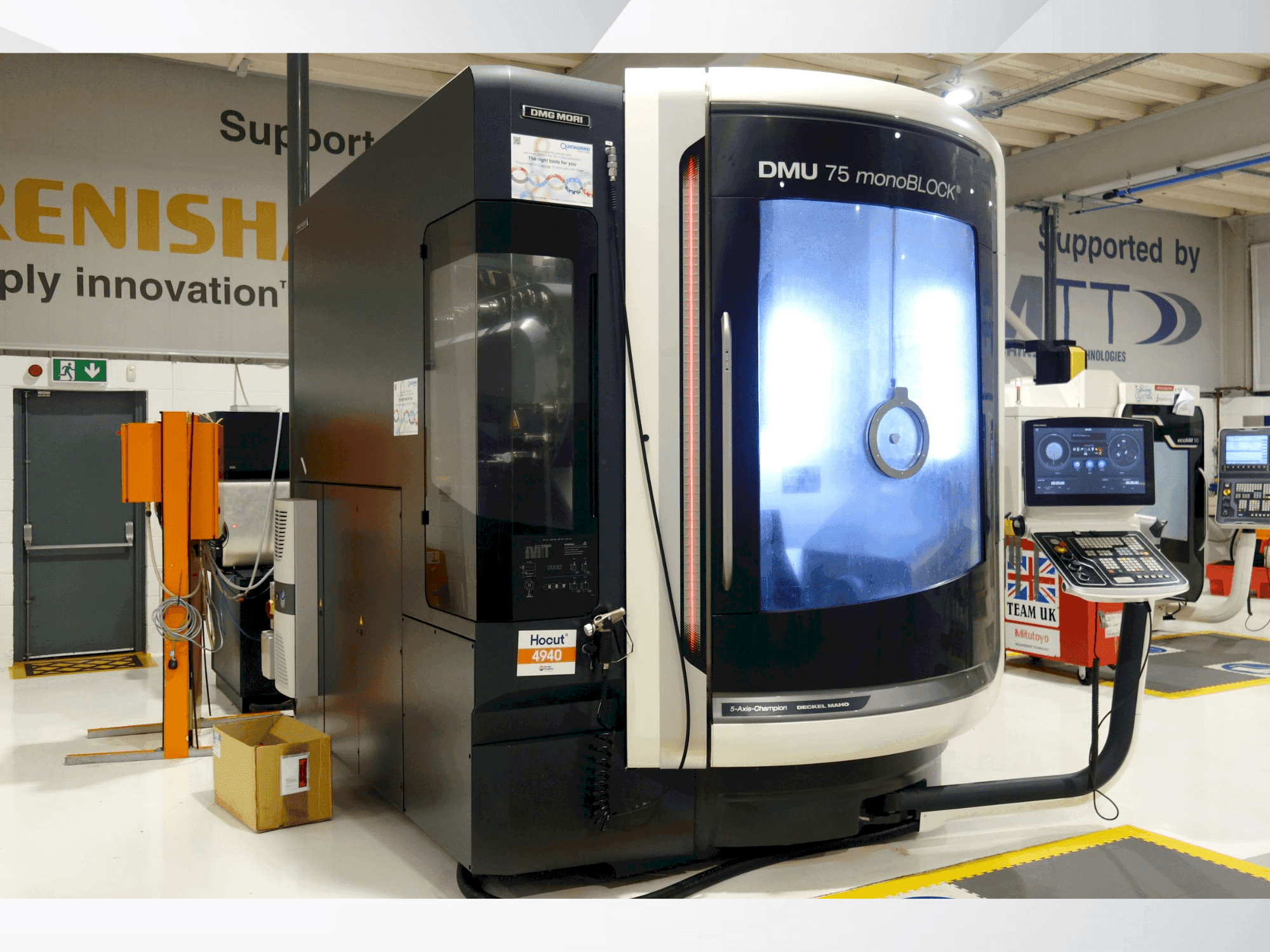 Čelní pohled na DMG MORI DMU 75 Monoblock stroj