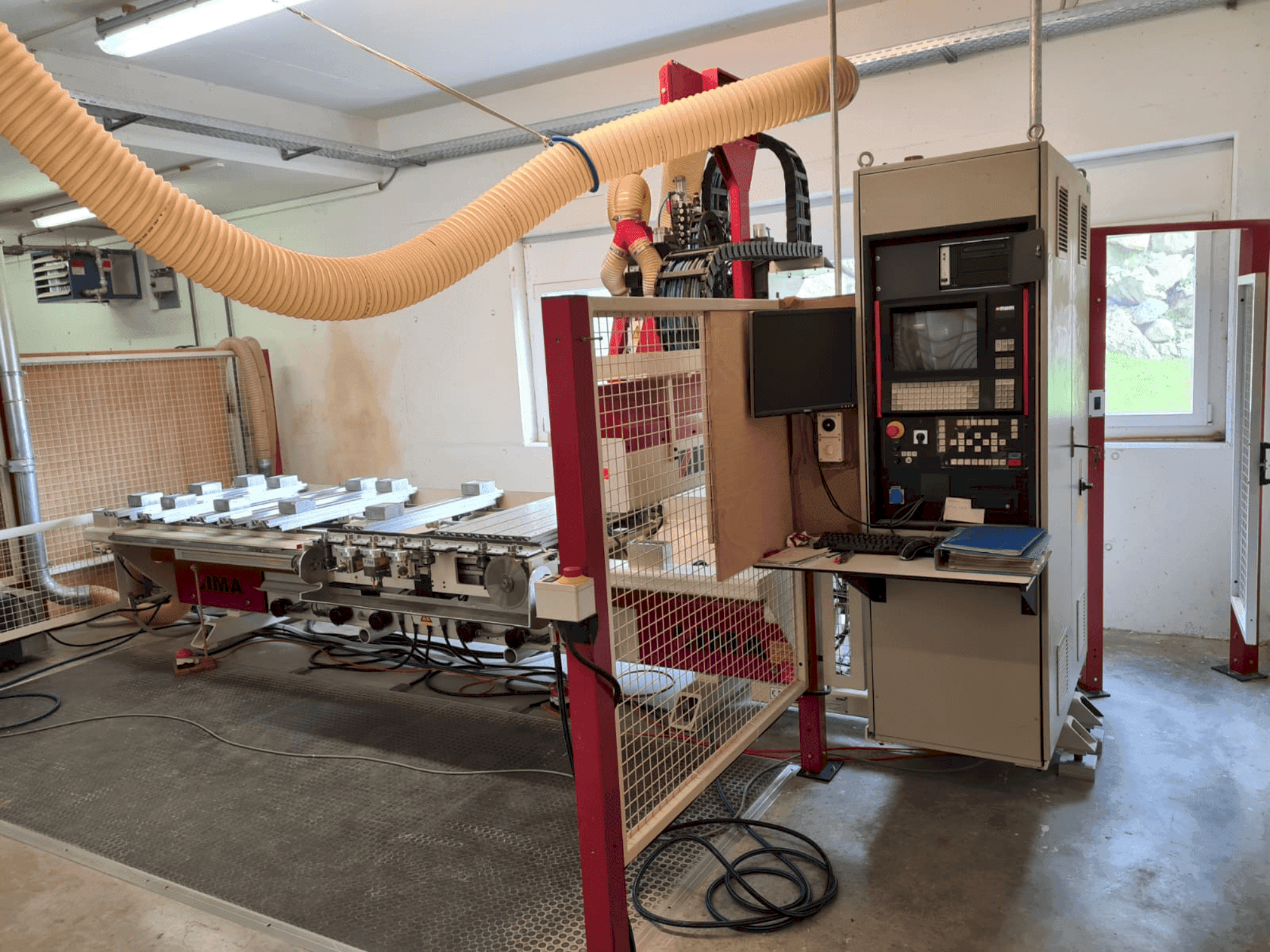 Čelní pohled  na IMA BIMA 310 120/300  stroj