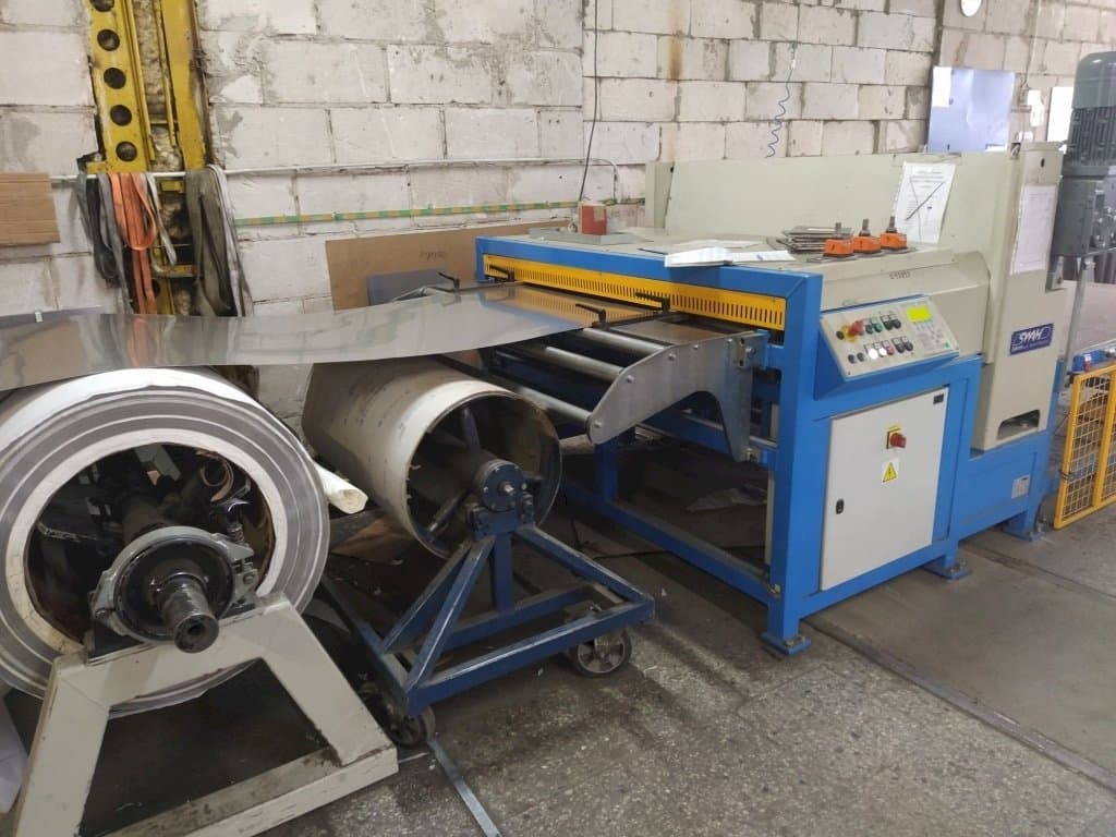 Čelní pohled na SWAH LCP-S (2013) stroj