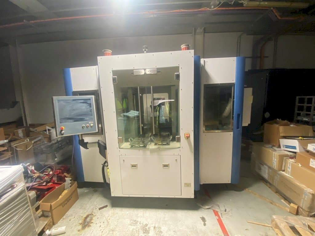 Čelní pohled na IMSTec GmbH stroj