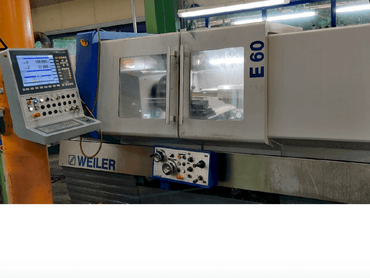 Čelní pohled na Weiler E60 stroj