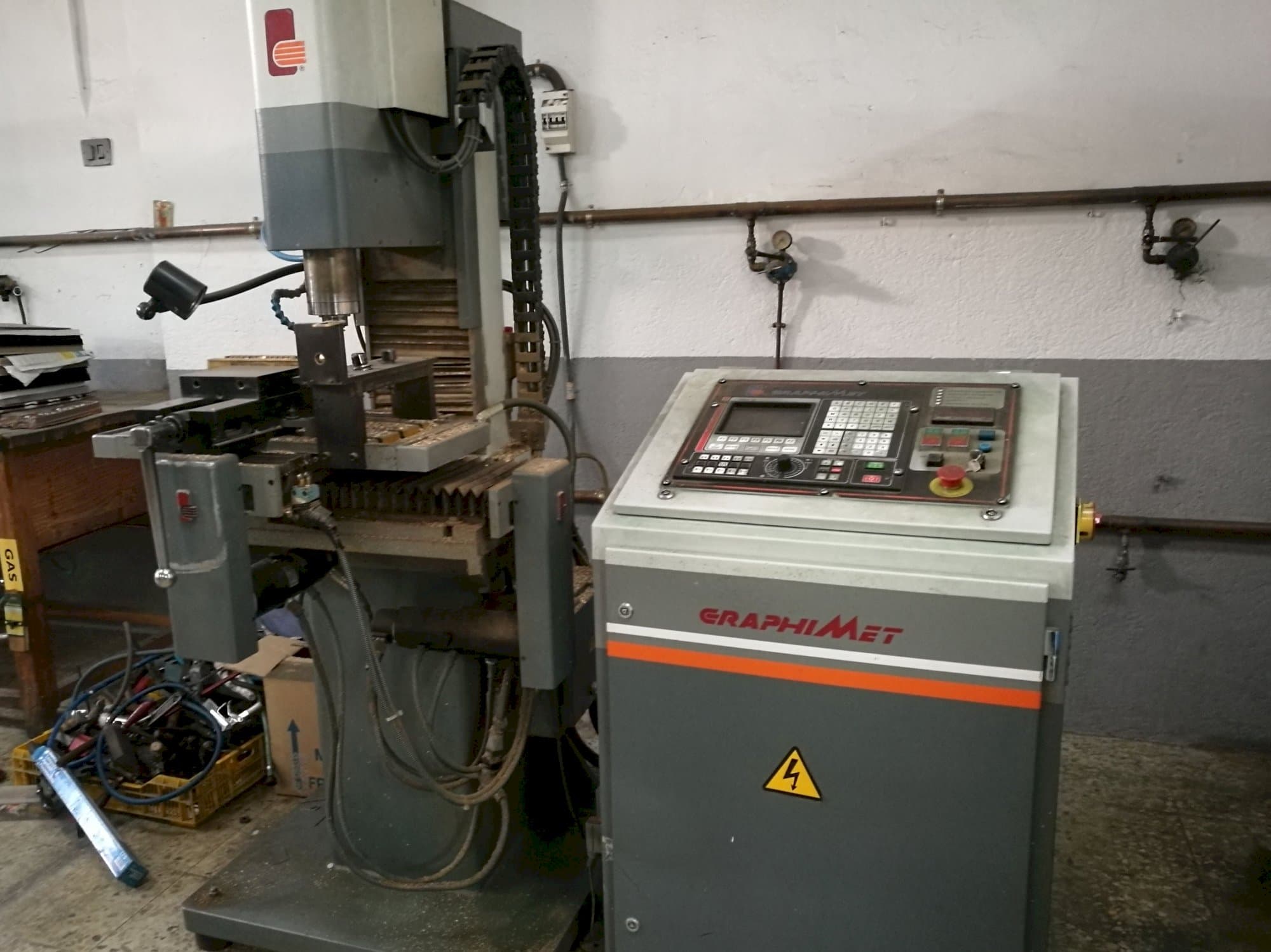 Pravý pohled  na GRAPHIMET A-2 stroj