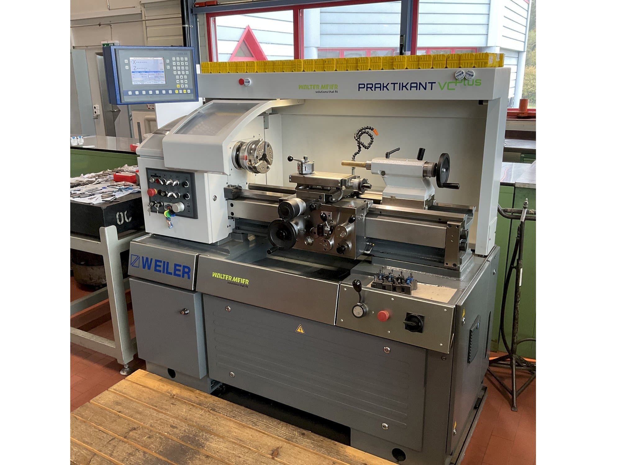 Čelní pohled na Weiler Praktikant VCplus stroj