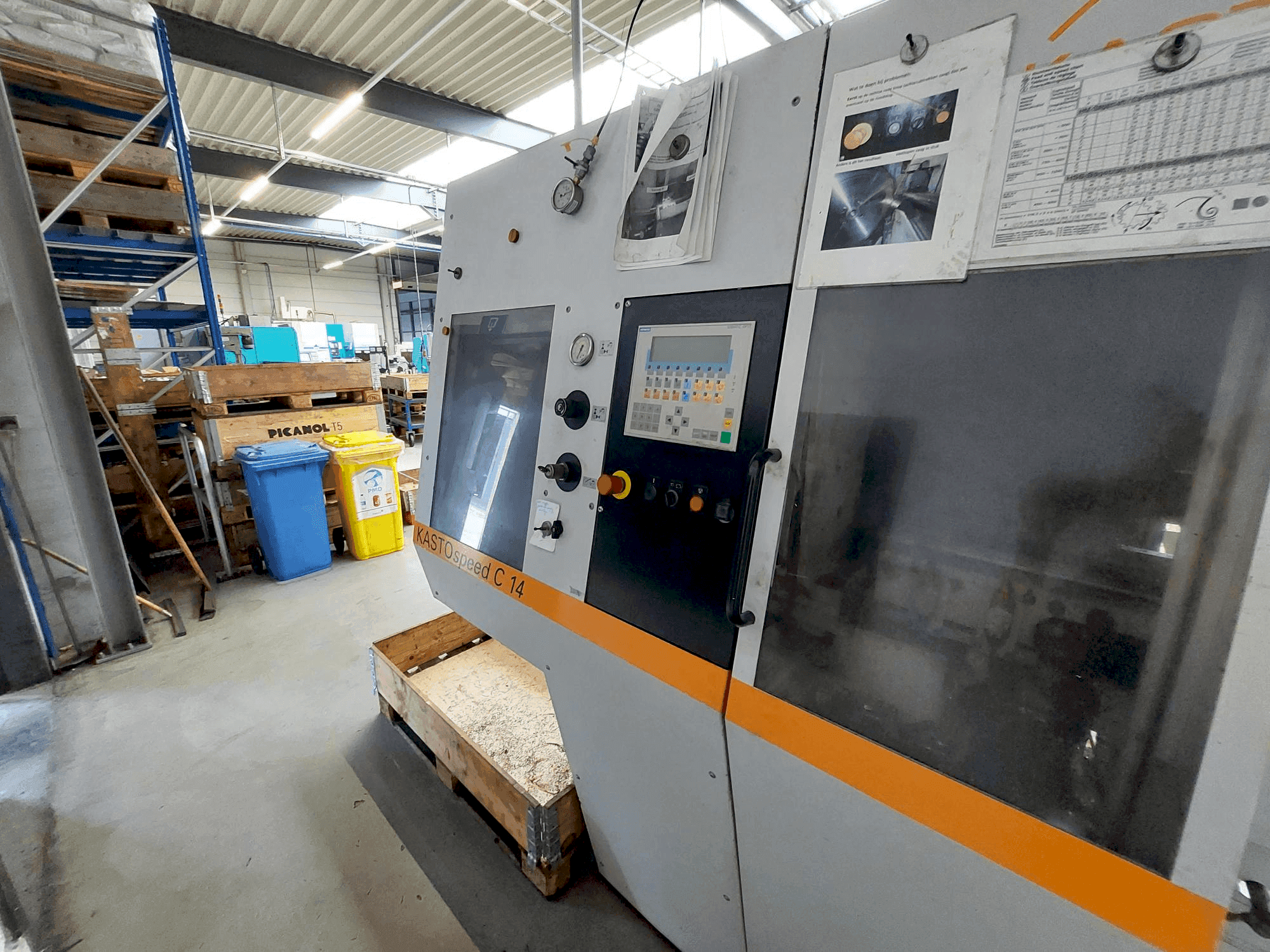 Čelní pohled na KASTO speed C 14 stroj