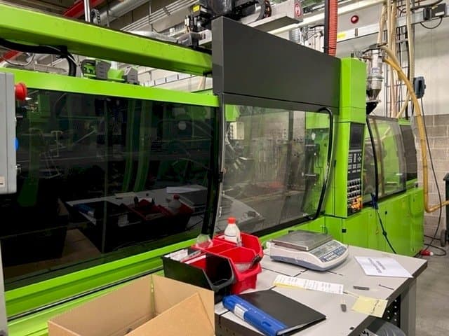 Čelní pohled na Engel ES 650H200W / 125 HL-2F stroj