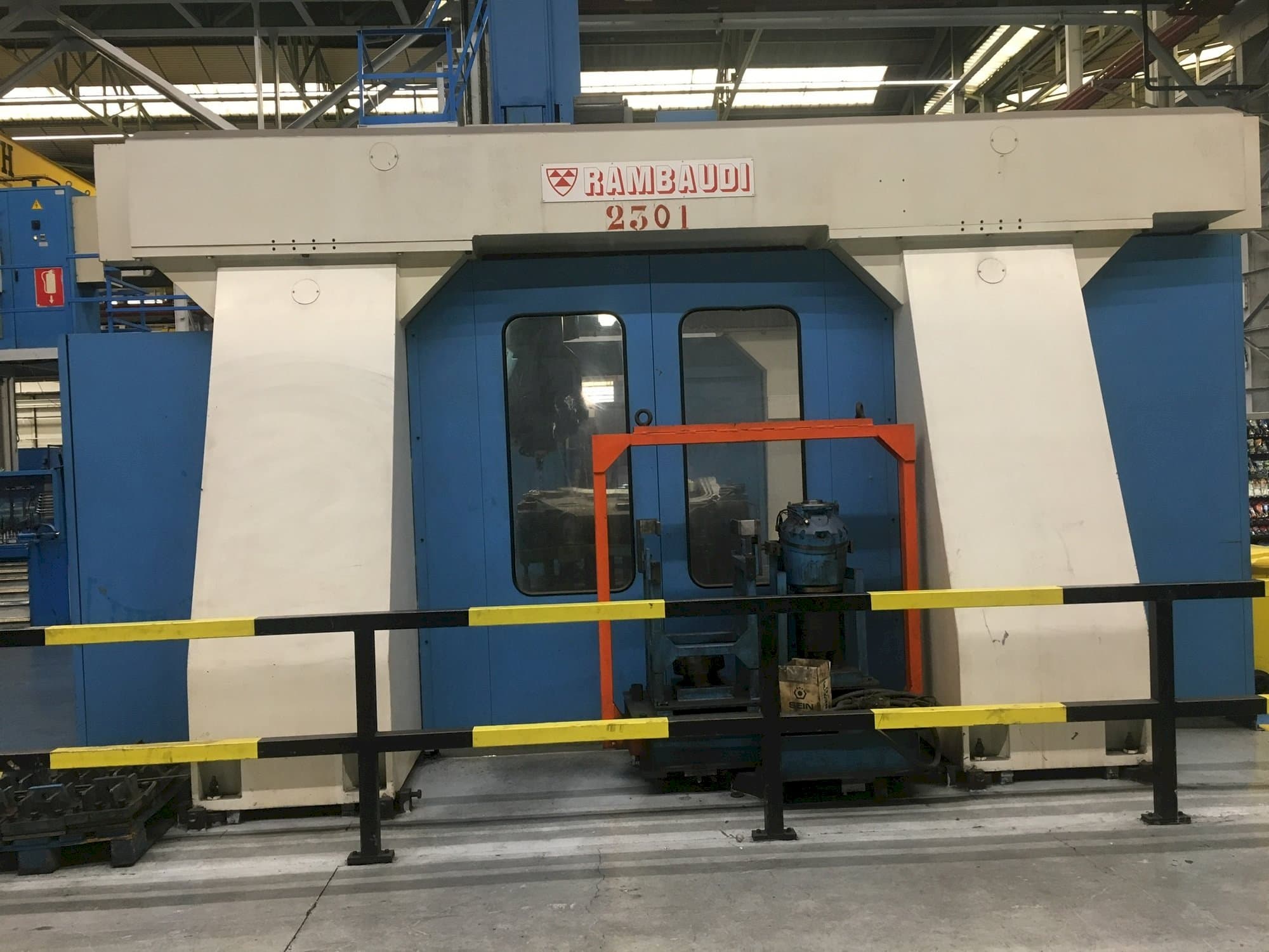 Čelní pohled na Rambaudi Ramspeed H 40L stroj