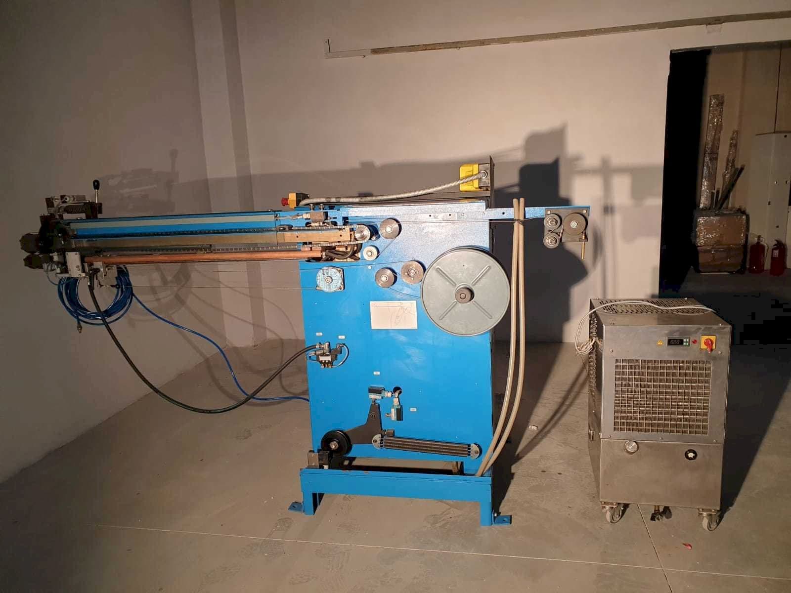 Čelní pohled  na SPIRO VSTW-E Hg  stroj