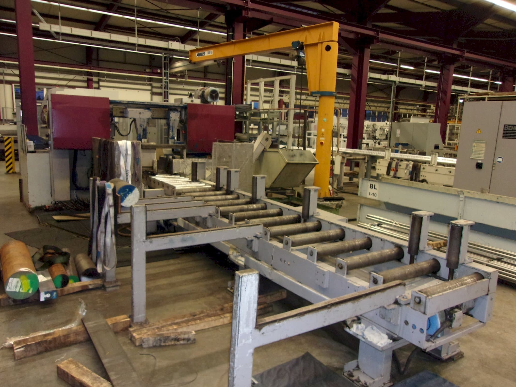 Čelní pohled na KASTO HBA420 AU stroj