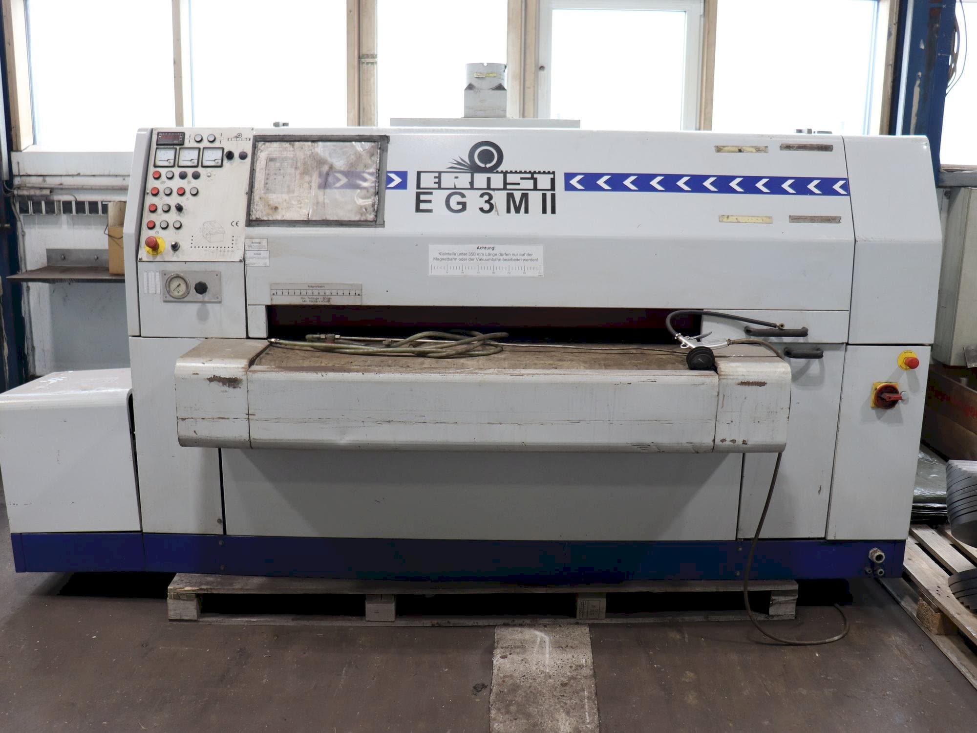 Čelní pohled na ERNST EG3M II stroj