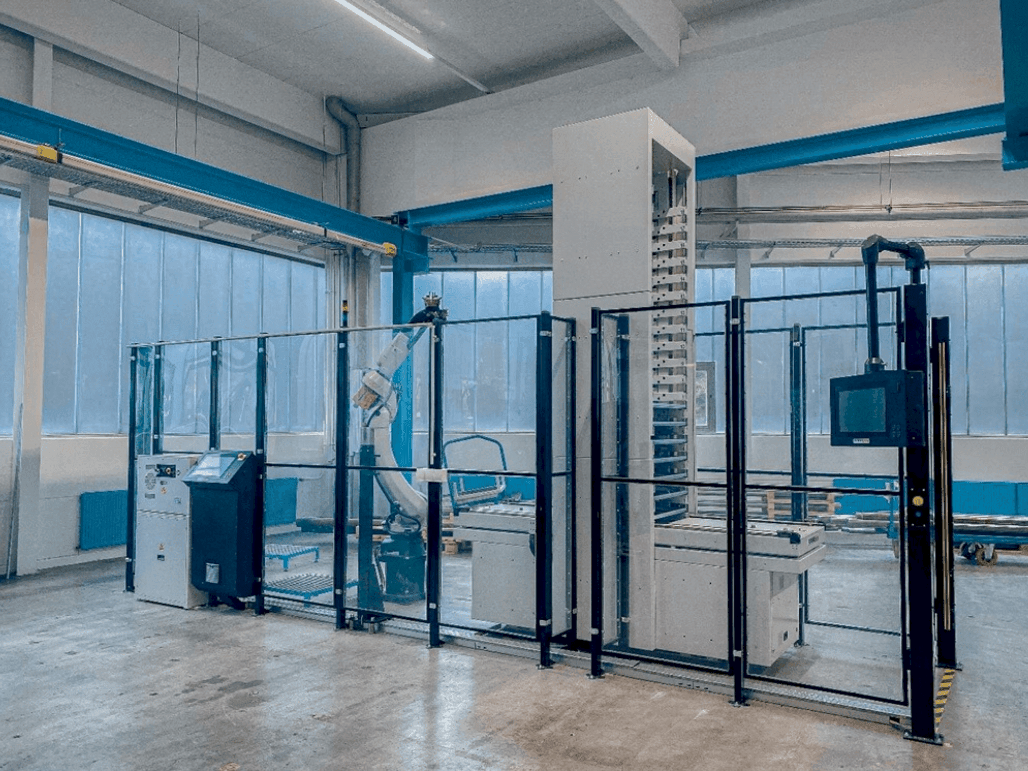 Čelní pohled  na FANUC ARC Mate 120iD/35, M-20iD/35  stroj