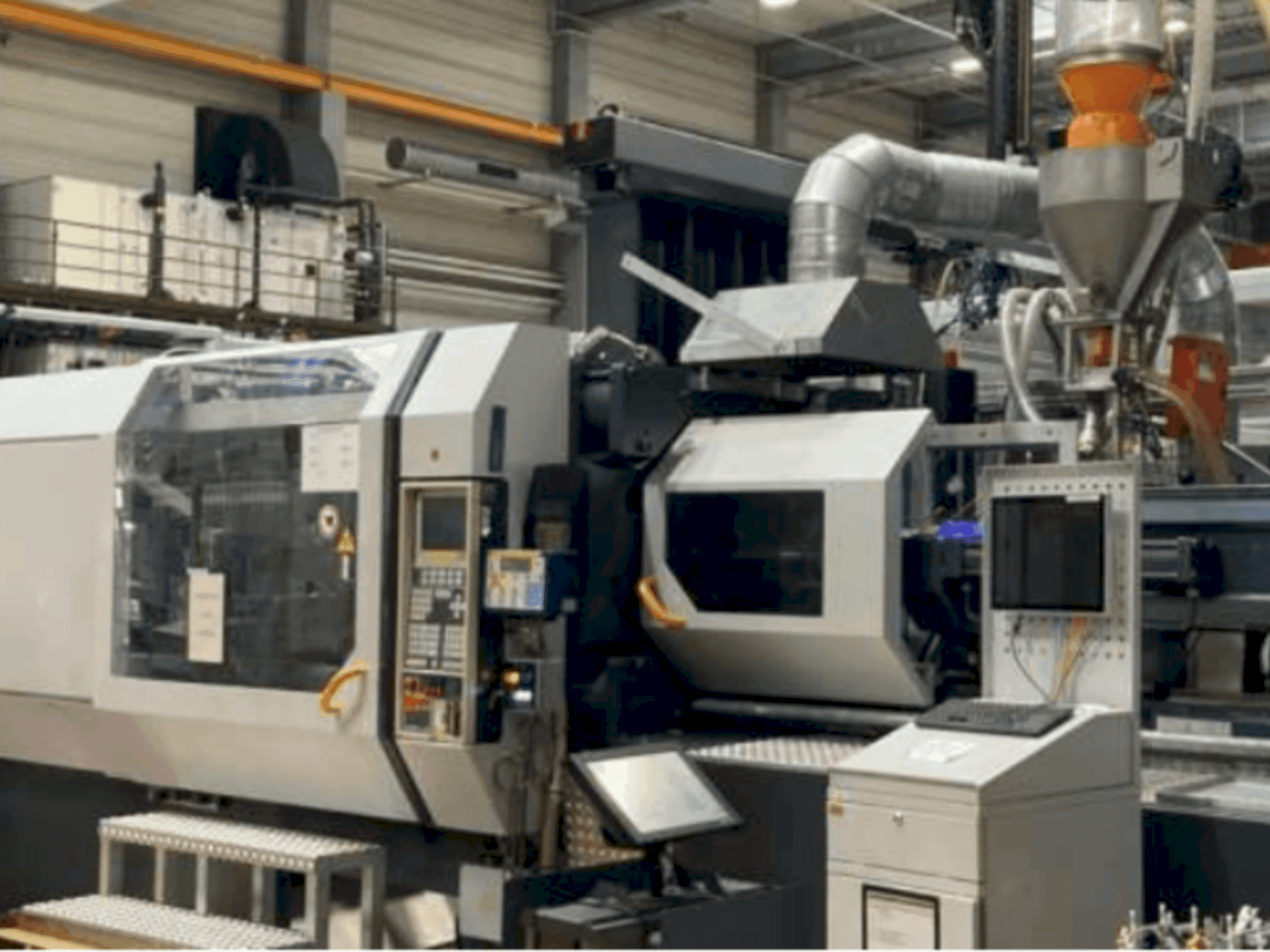 Čelní pohled na DEMAG Ergotech 5000-1450 stroj