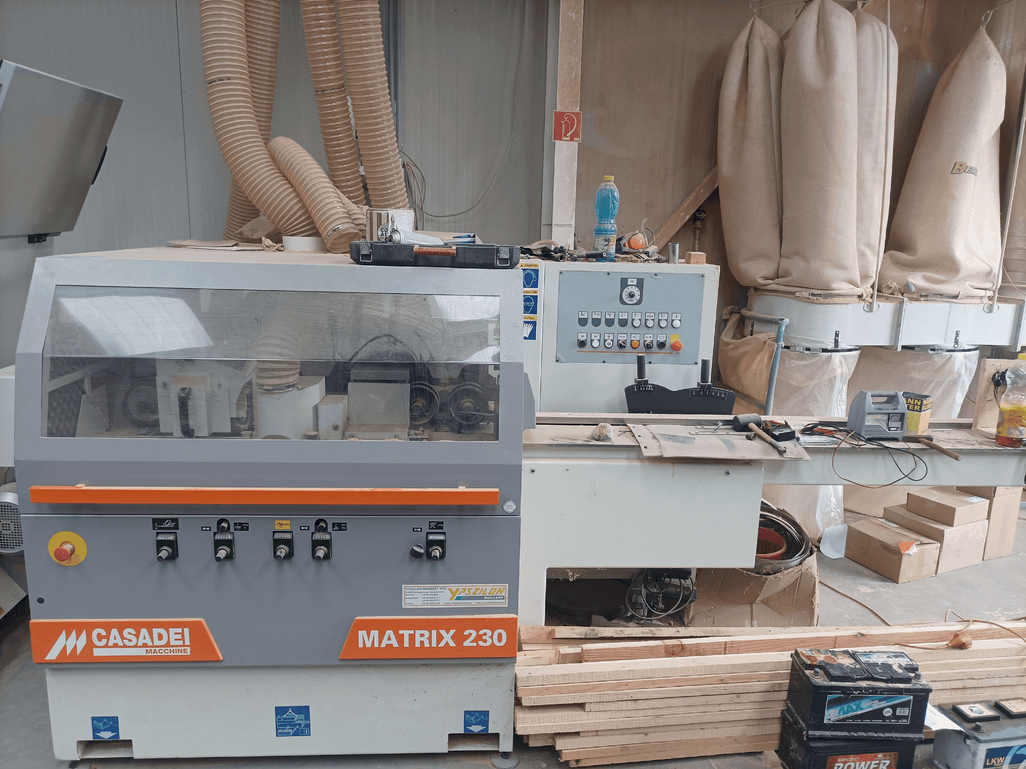 Čelní pohled  na CASADEI MATRIX 230 (2018)  stroj