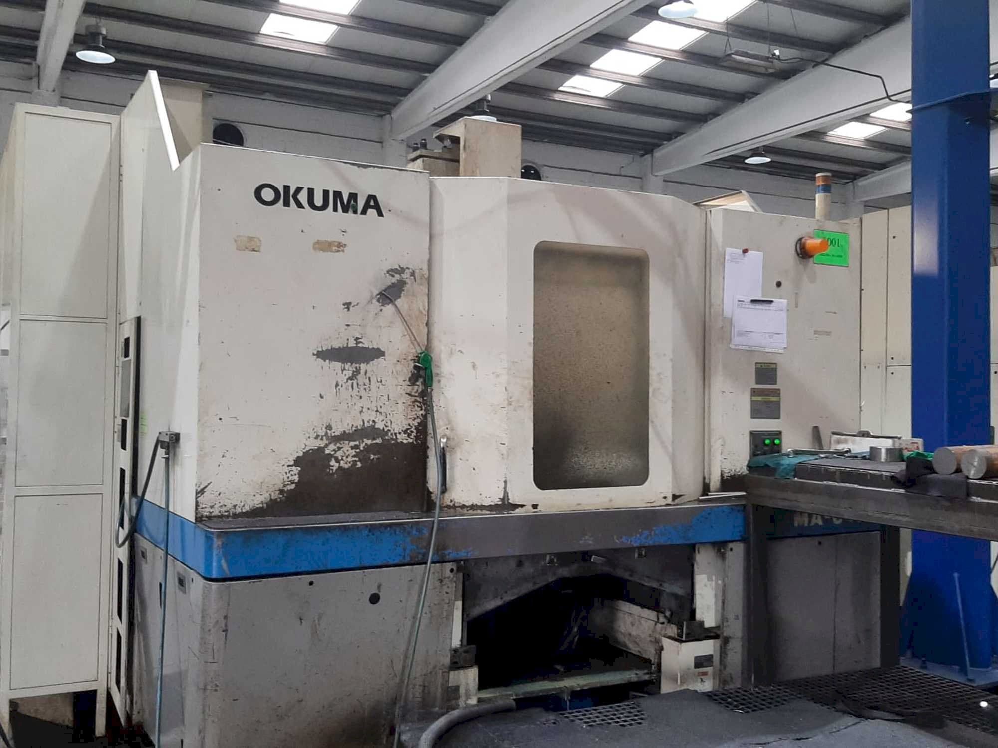 Čelní pohled na Okuma MA-60HB stroj