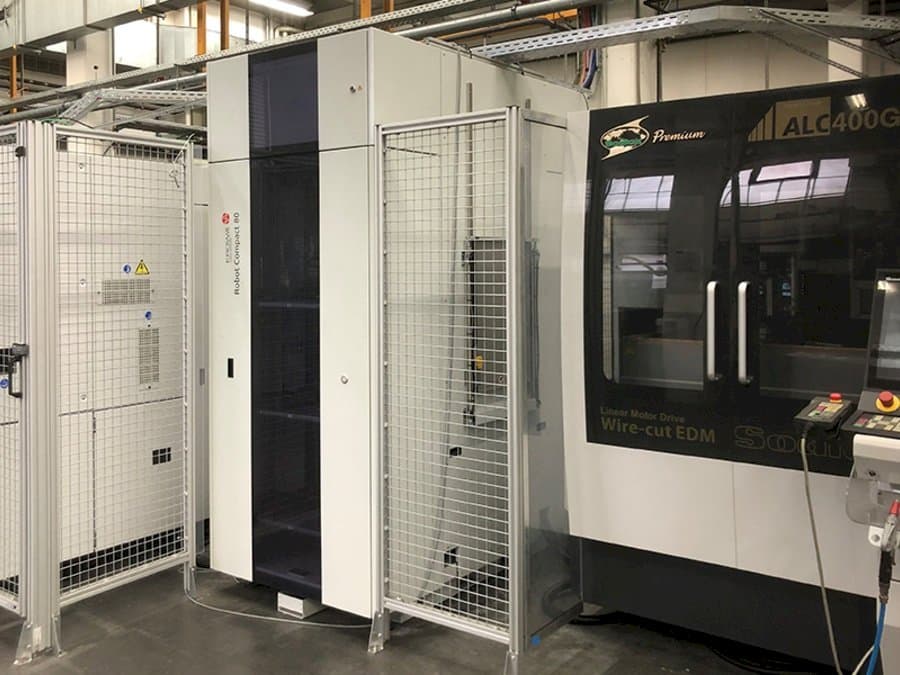 Čelní pohled na Sodick ALC400G stroj