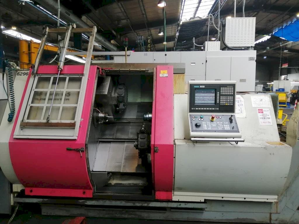 Čelní pohled na Gildemeister MF twin 65 stroj