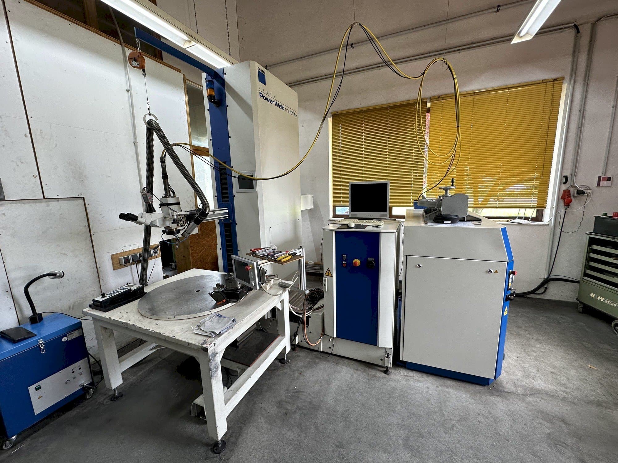 Čelní pohled na Trumpf TruLaser Station 5010 stroj