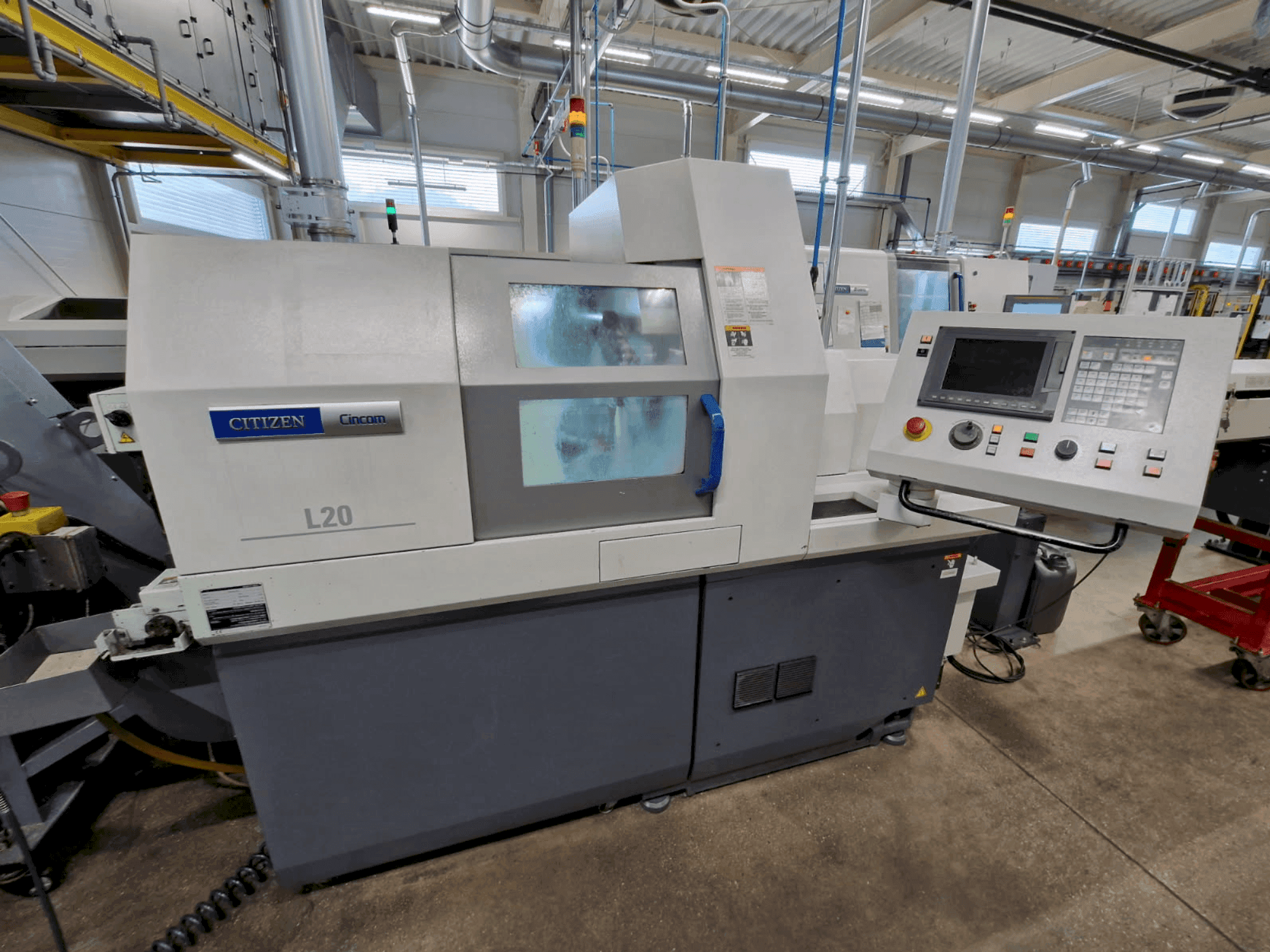 Čelní pohled na Citizen CITIZEN Cincom L20E-2M8 stroj