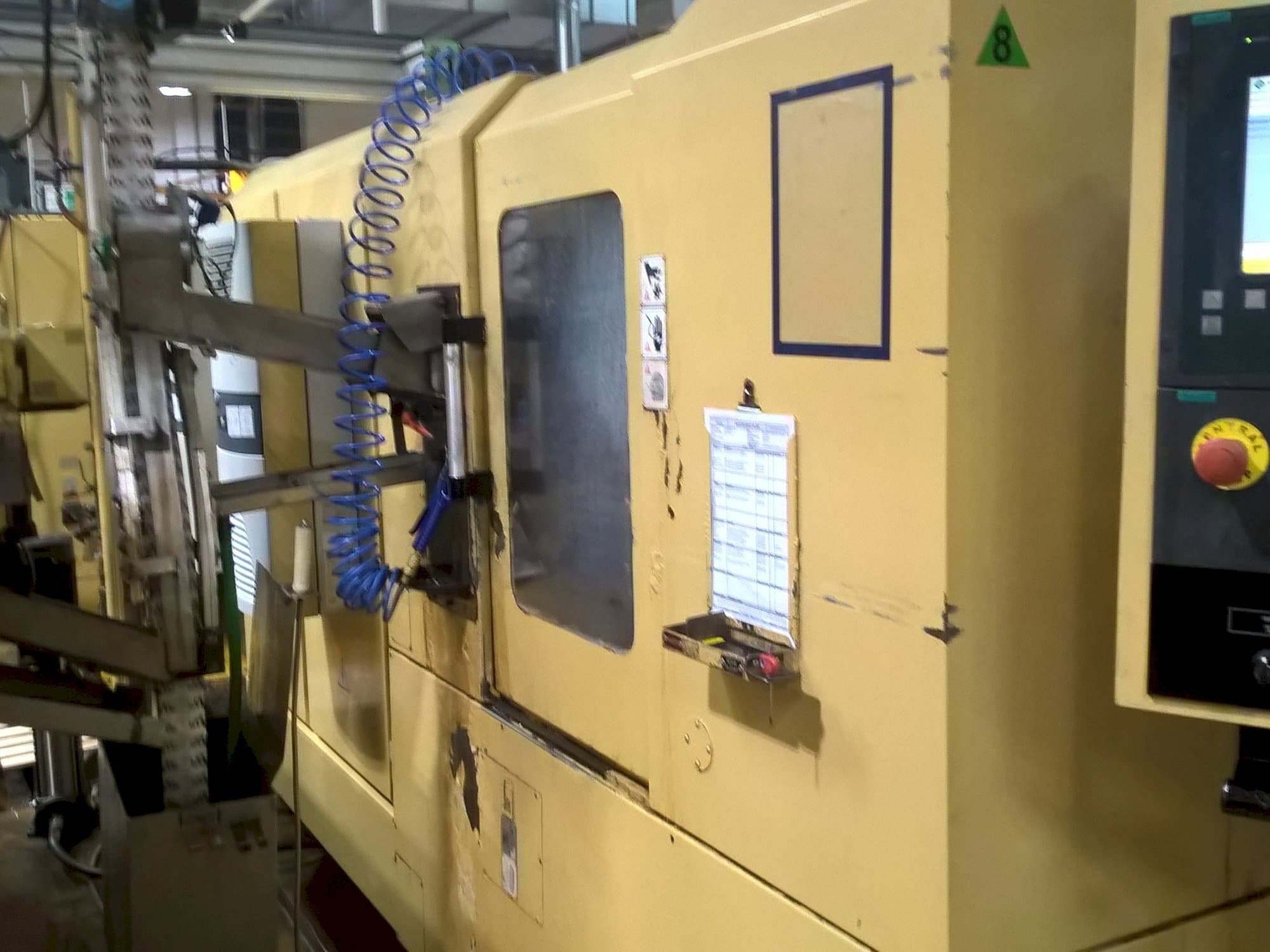 Pravý boční pohled na TAJMAC-ZPS SAL 100/4 stroj