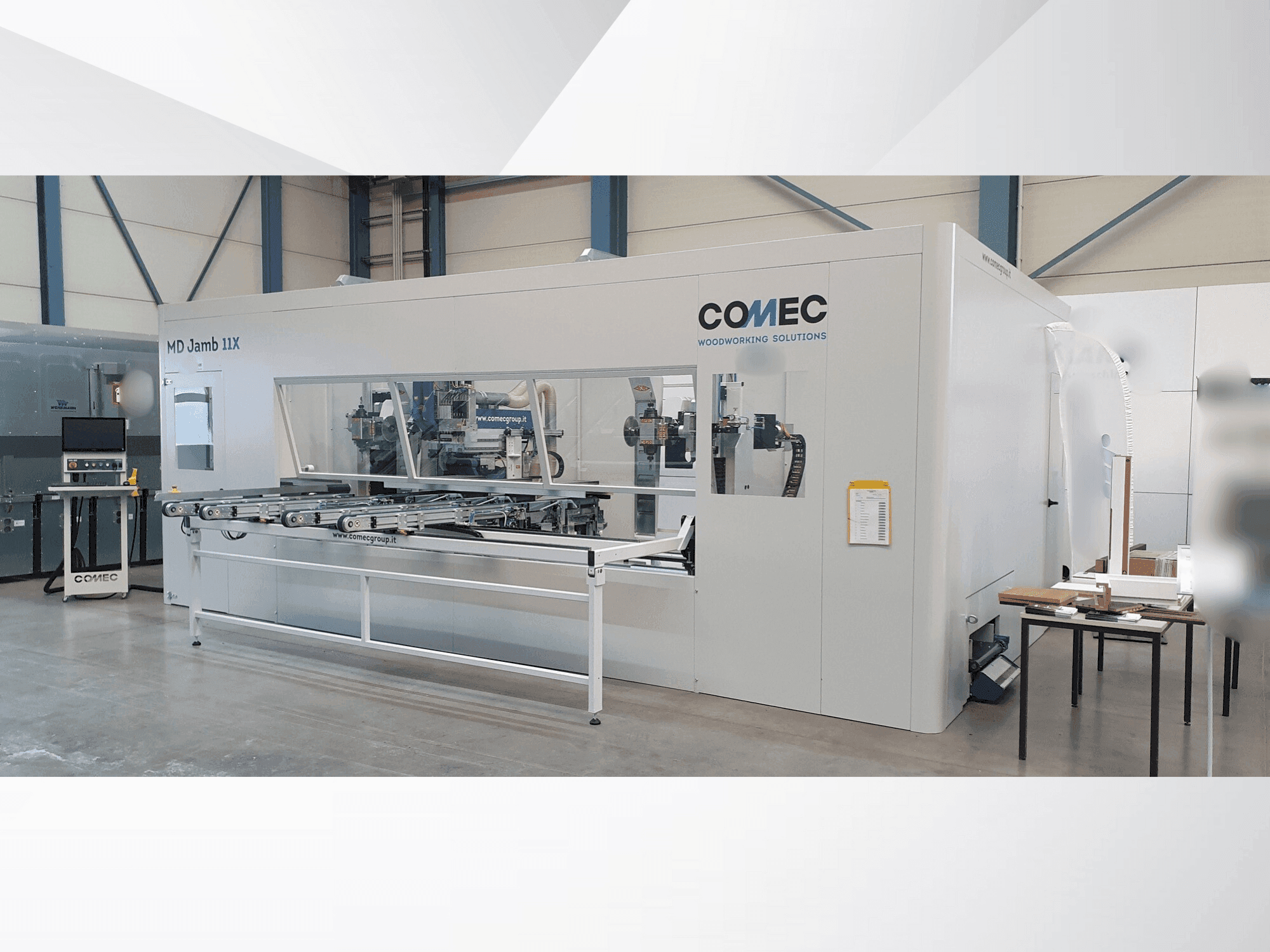 Čelní pohled  na COMEC MD JAM  stroj