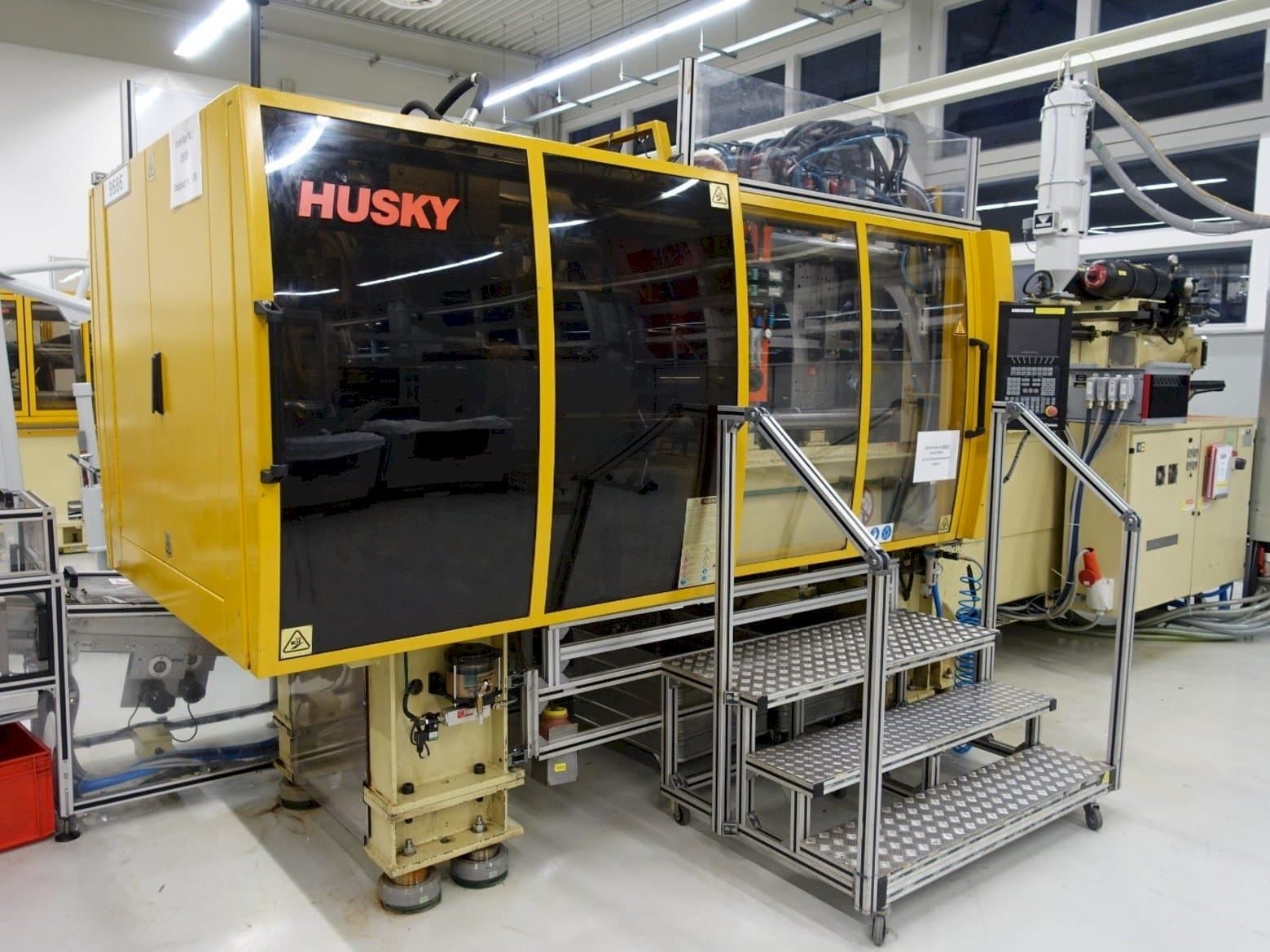Čelní pohled na Husky GL225 RS70/60 stroj
