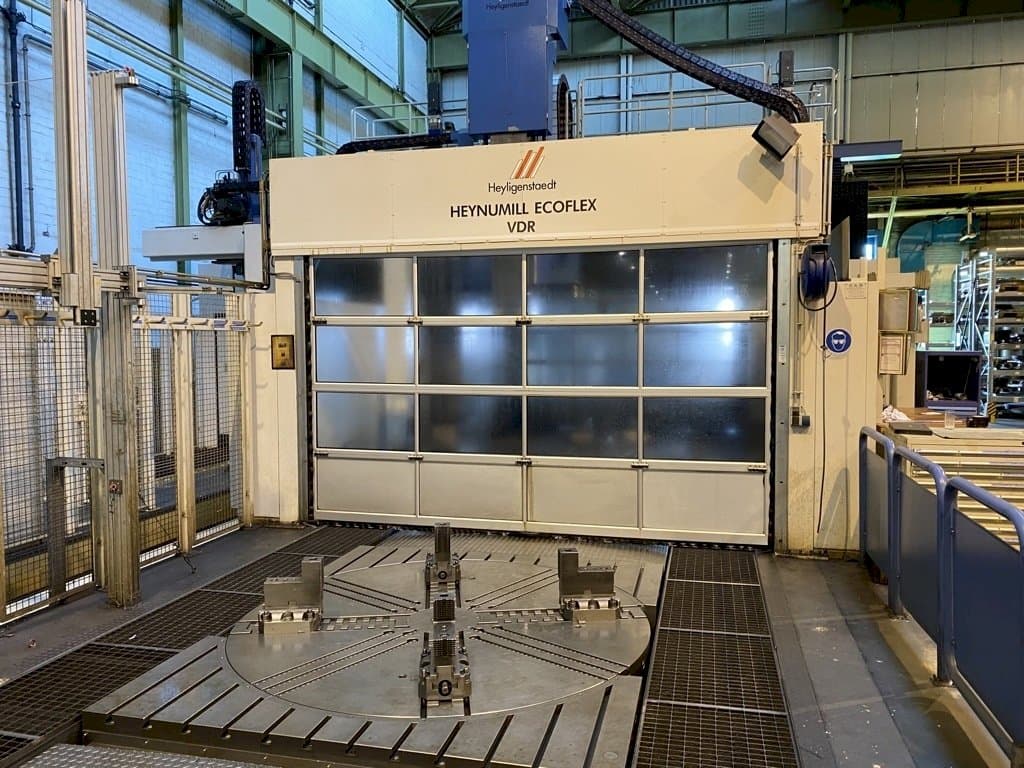 Čelní pohled na HEYLIGENSTAEDT HEYNUMILL ECOFLEX stroj