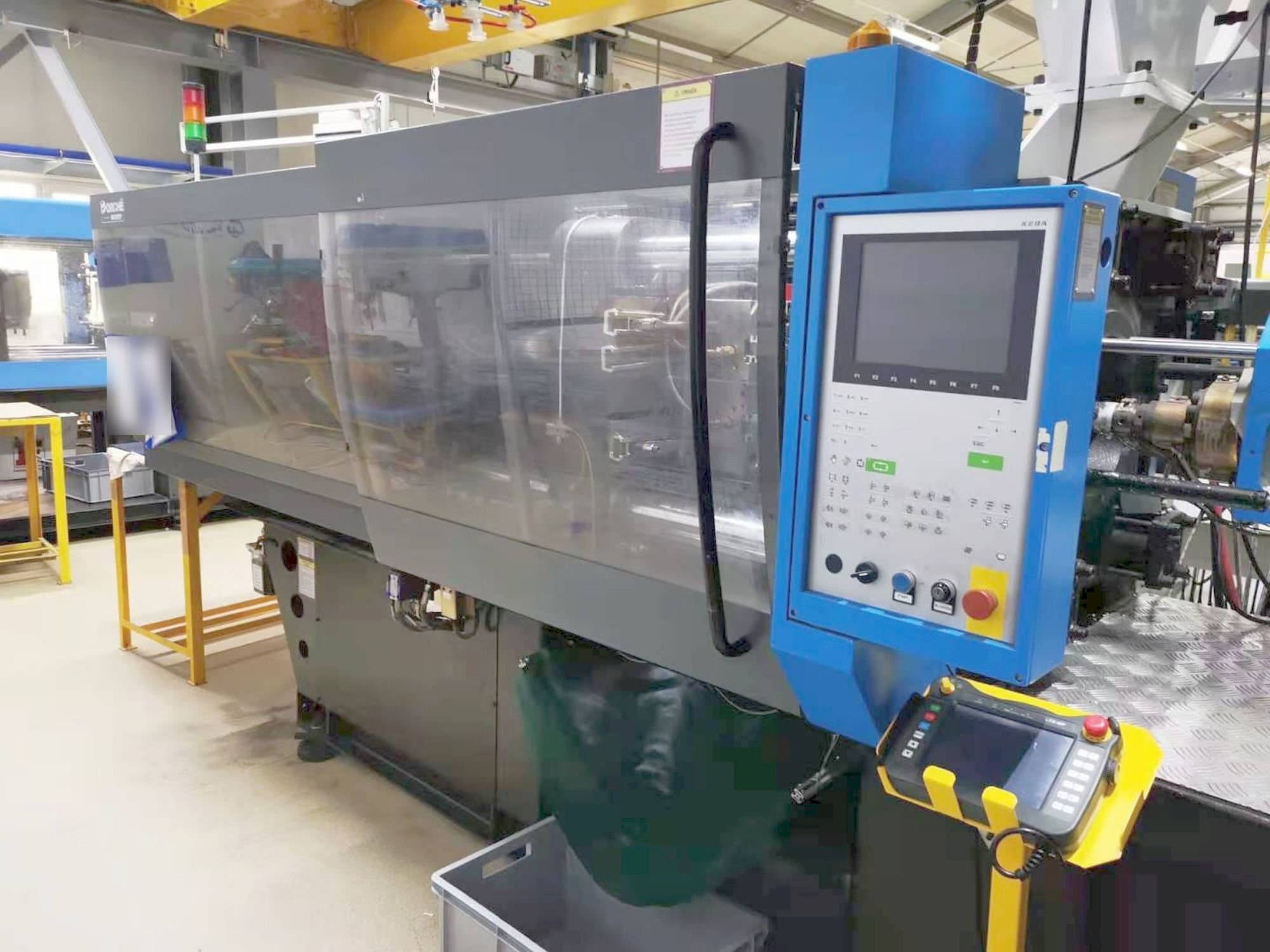 Čelní pohled na BORCHÊ BS200 stroj