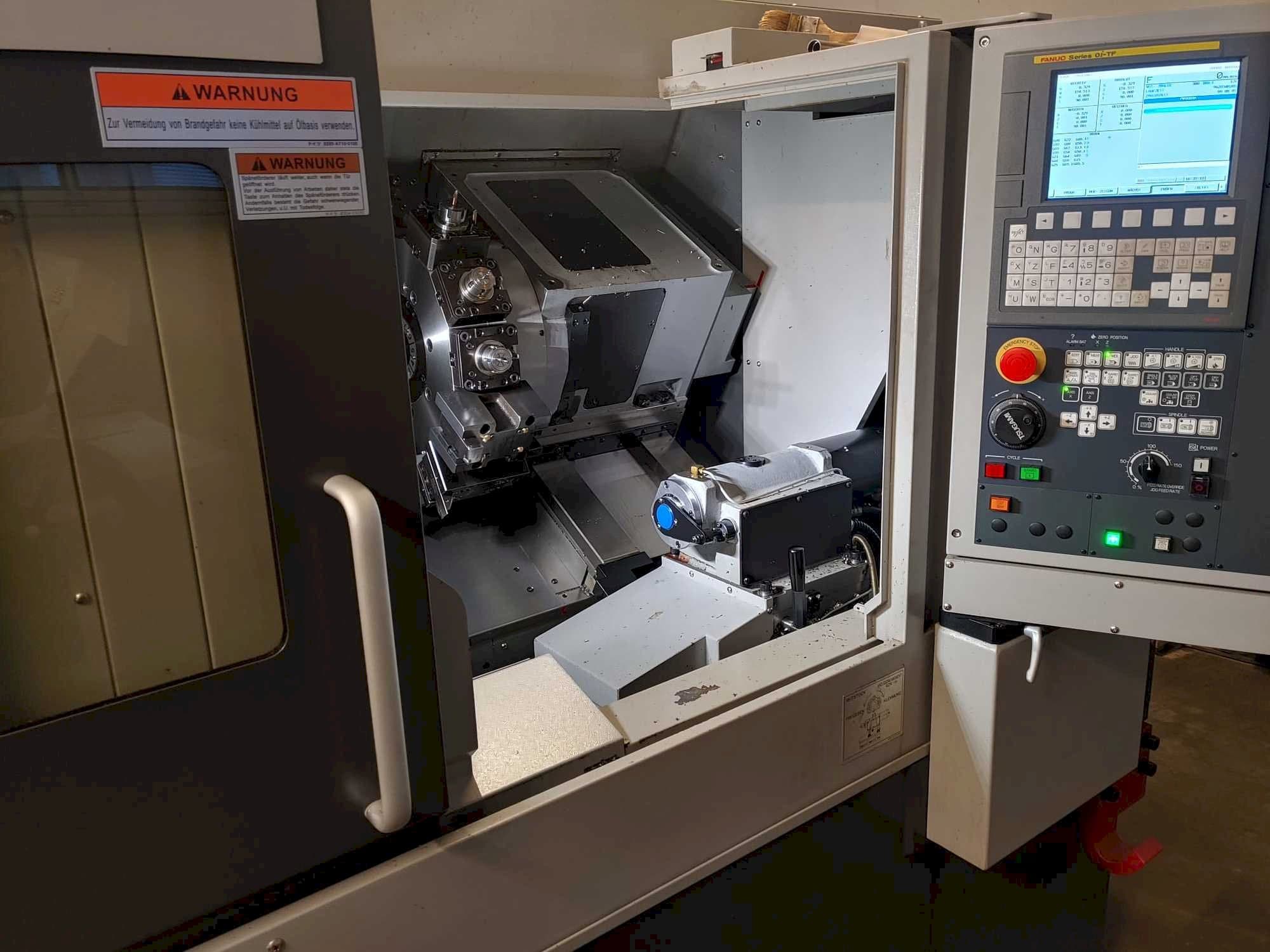 Čelní pohled na TSUGAMI M08DE stroj