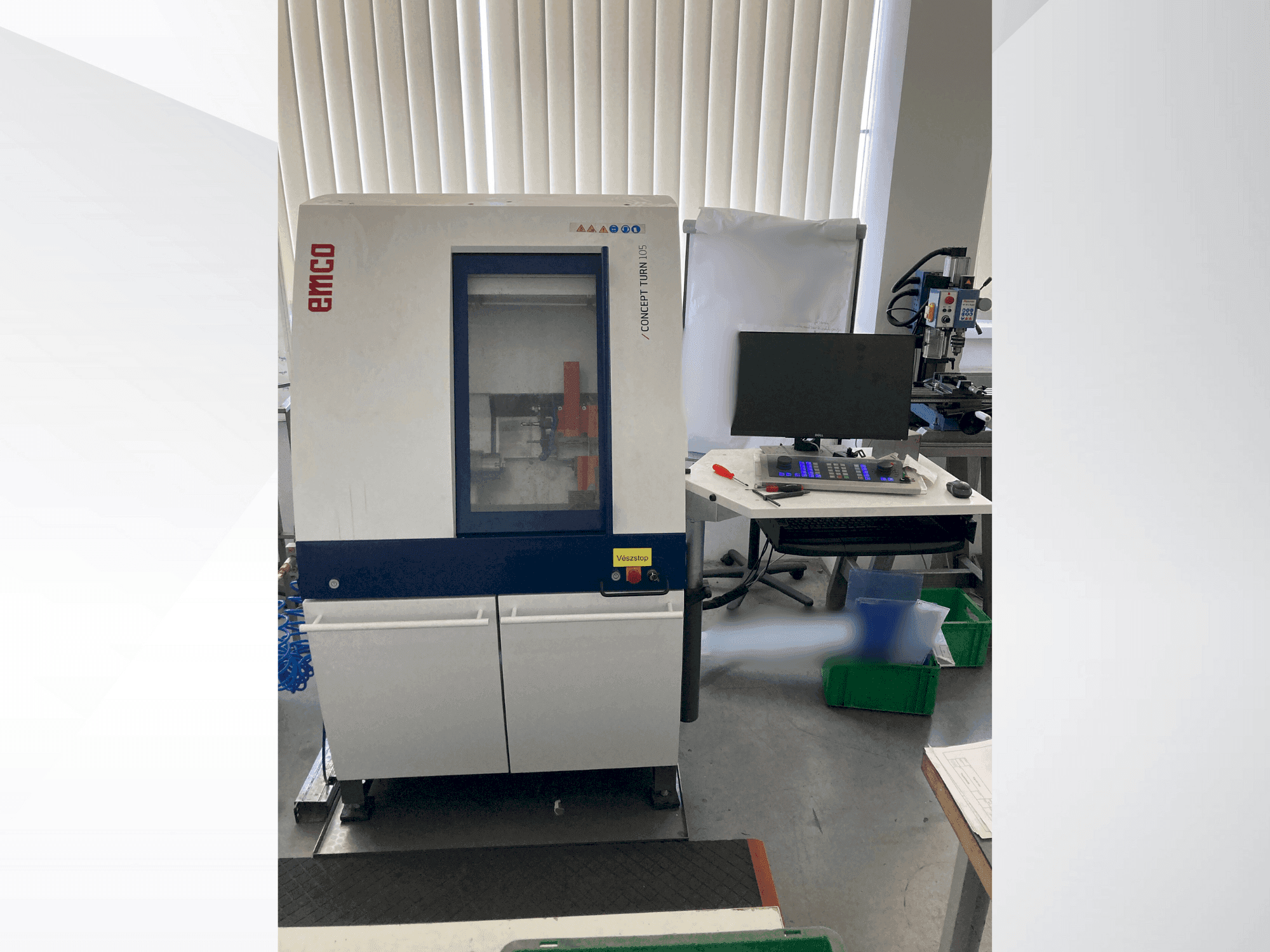 Čelní pohled  na EMCO Concept Turn 105  stroj