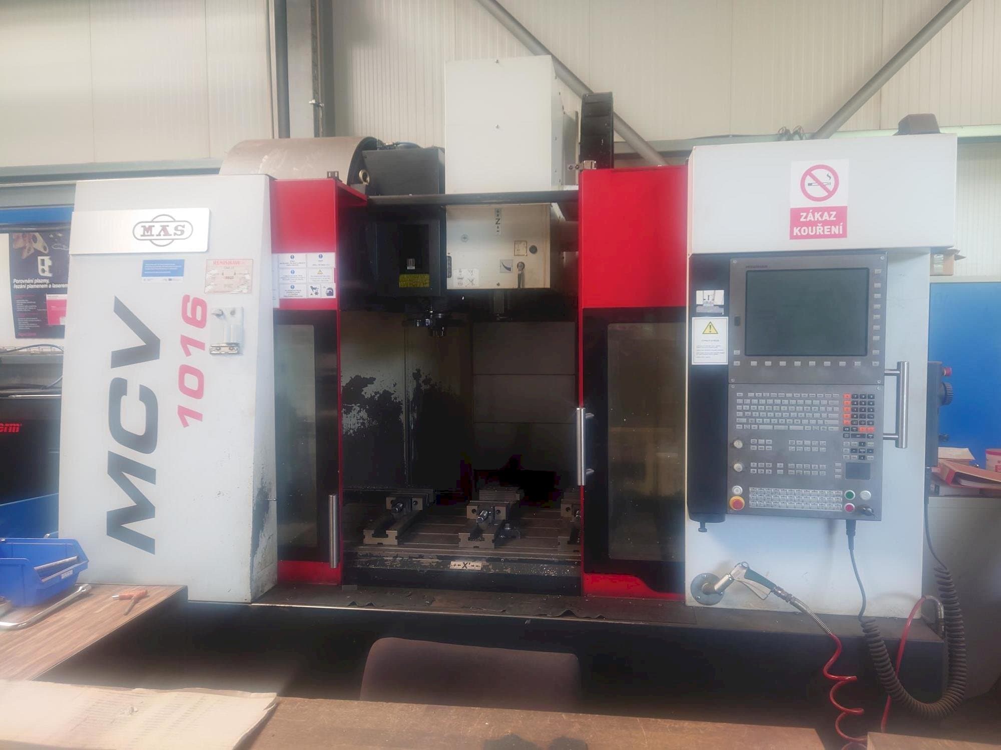 Čelní pohled na KOVOSVIT MAS MCV 1016 Quick stroj