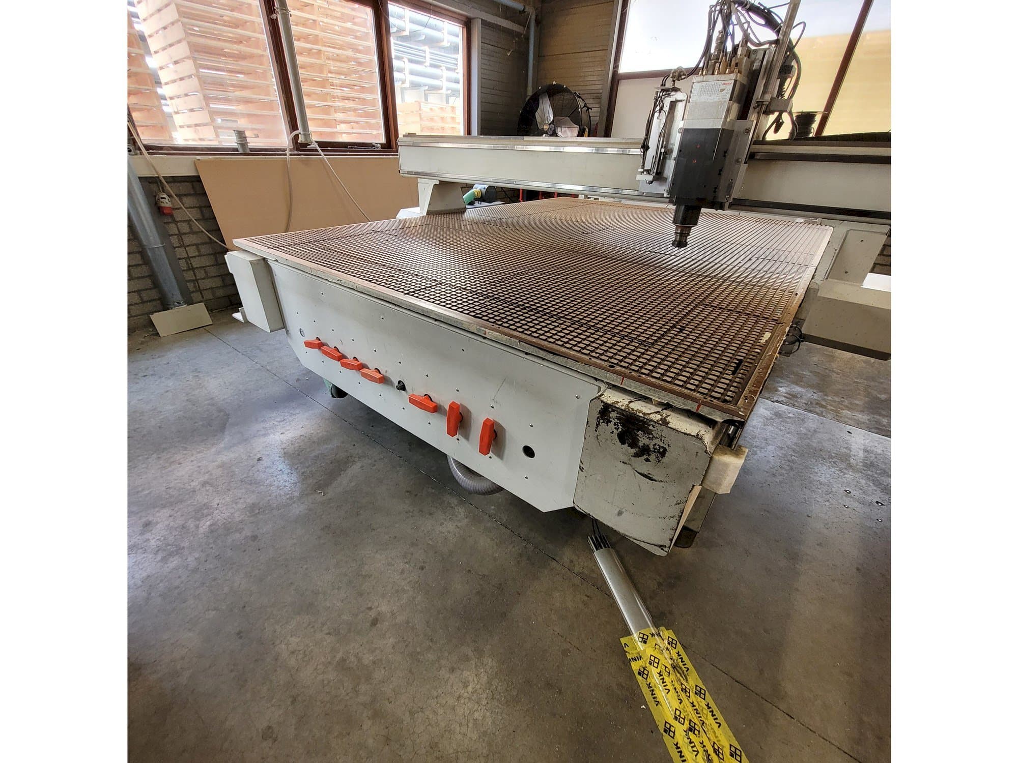 Čelní pohled  na FLEXICAM  Pro 2030  stroj