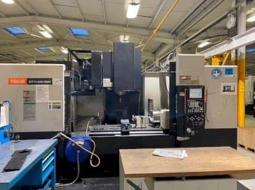 Čelní pohled  na Mazak MTV 655/60N  stroj
