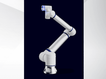 Čelní pohled na ELITE Robots CS625 stroj
