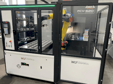 Čelní pohled na WU Automation RZ-3/35 stroj